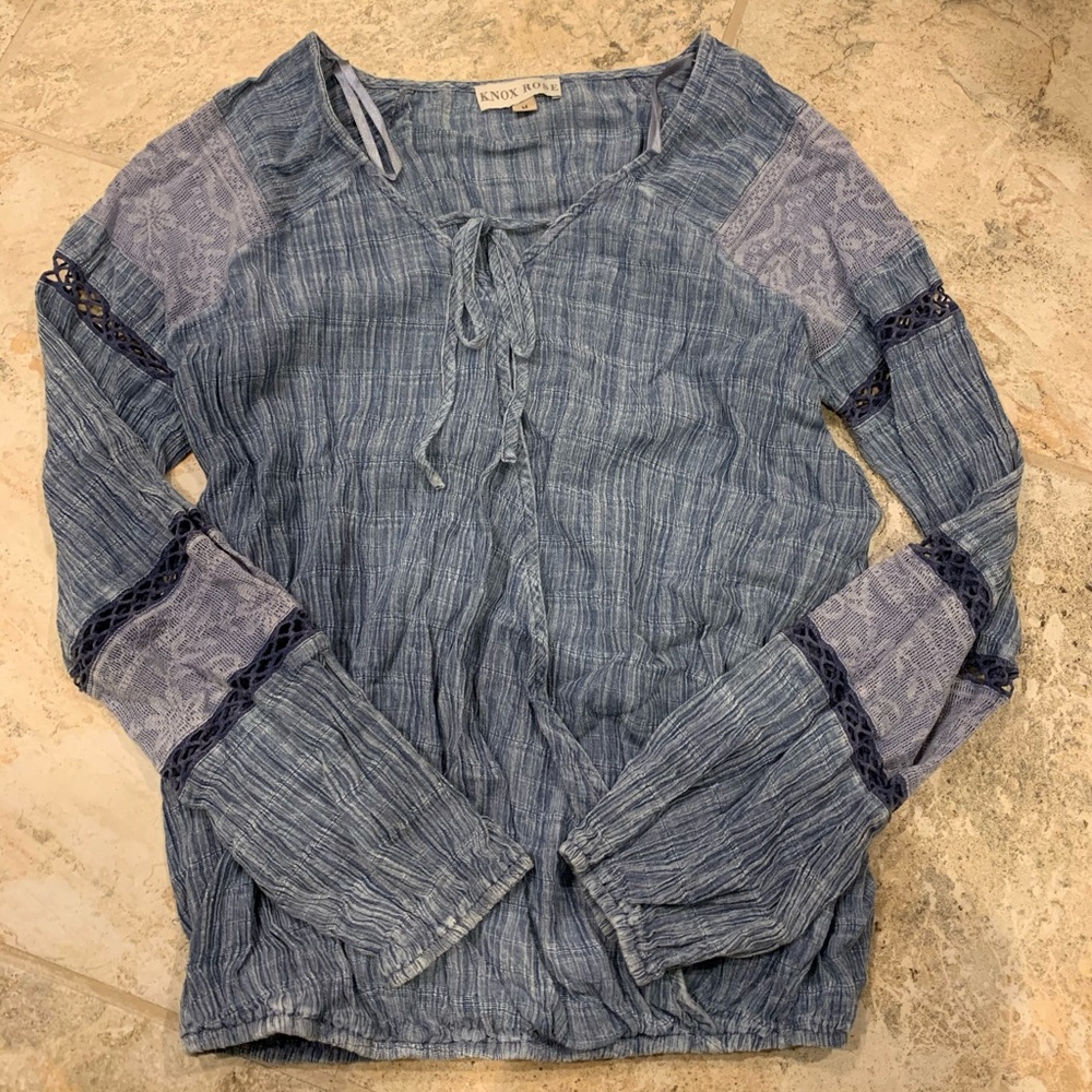 Long sleeve lace top